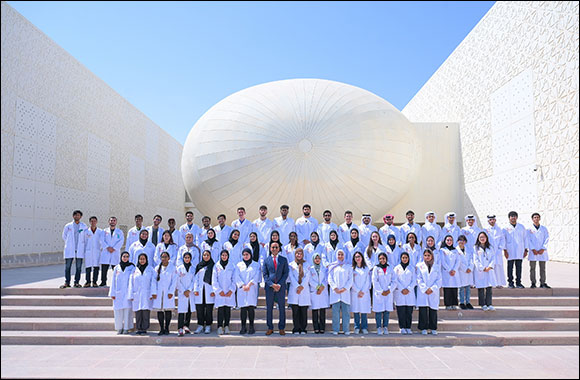 WCM-Q Students Shadow Doctors at HMC and Sidra Medicine to gain Hospital Experience