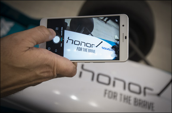 Impact Porter Novelli Secures Huawei Honor Business