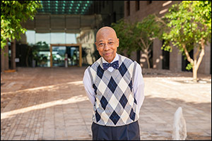 Carnegie Mellon Math Professor Retires after 20 Years at Qatar Campus