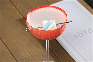 Totó Dubai Celebrates Emirati Women's Day With A Complimentary Floral-Inspired Mocktail